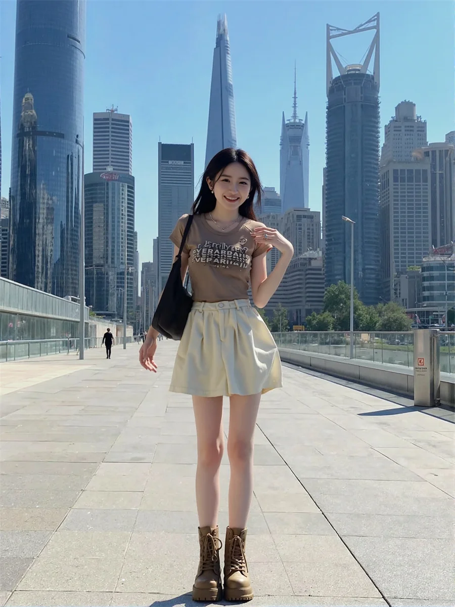 Pantalones cortos de pana para mujer, piel juvenil, Faldas universitarias delgadas de tamaño femenino, Moda nostálgica, gimnasia de guepardo