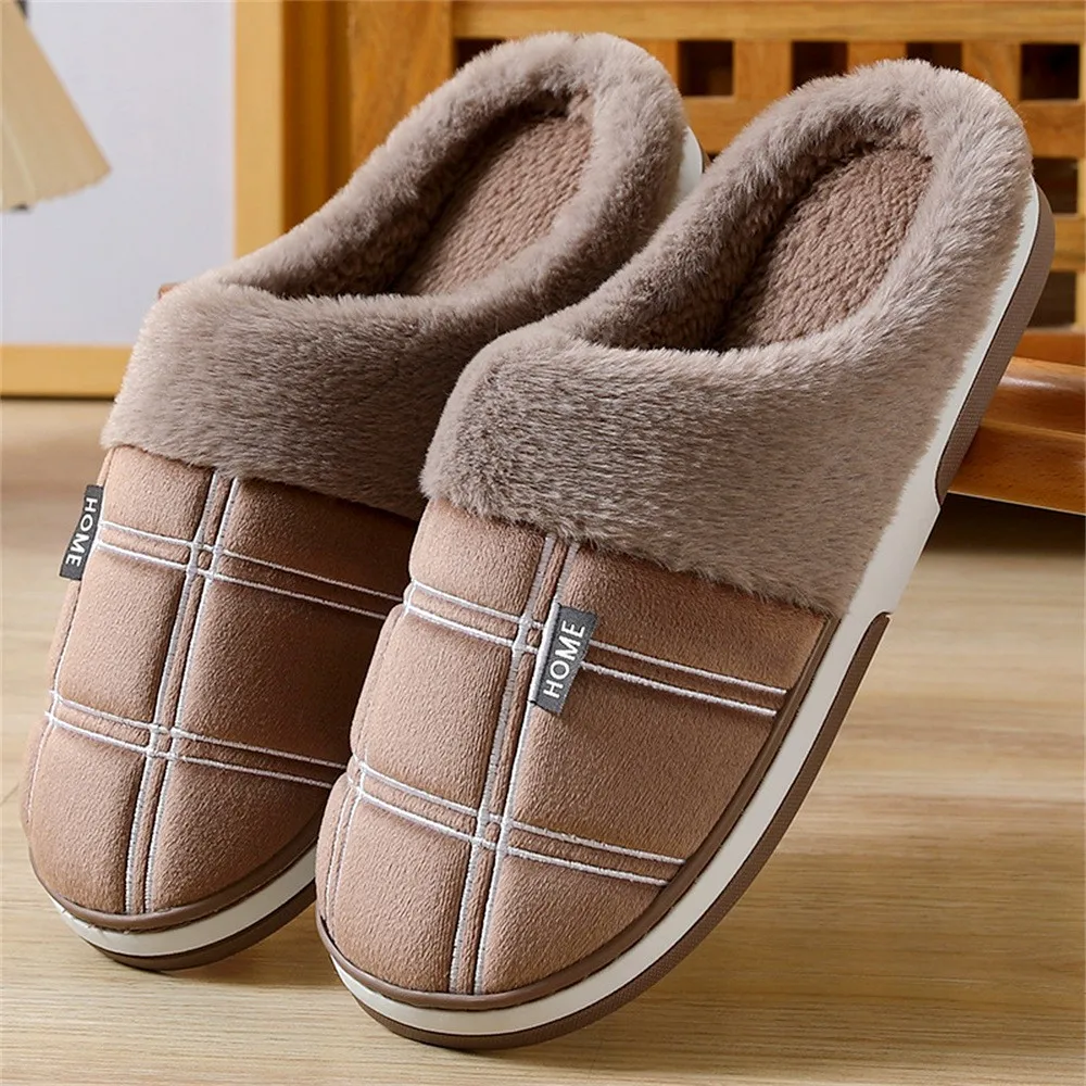 Plaid Men Shoes Winter Slippers Suede Gingham Plush Velvet Indoor Shoes for Men Warm Home Slippers 2024 Non Slip Male slipper