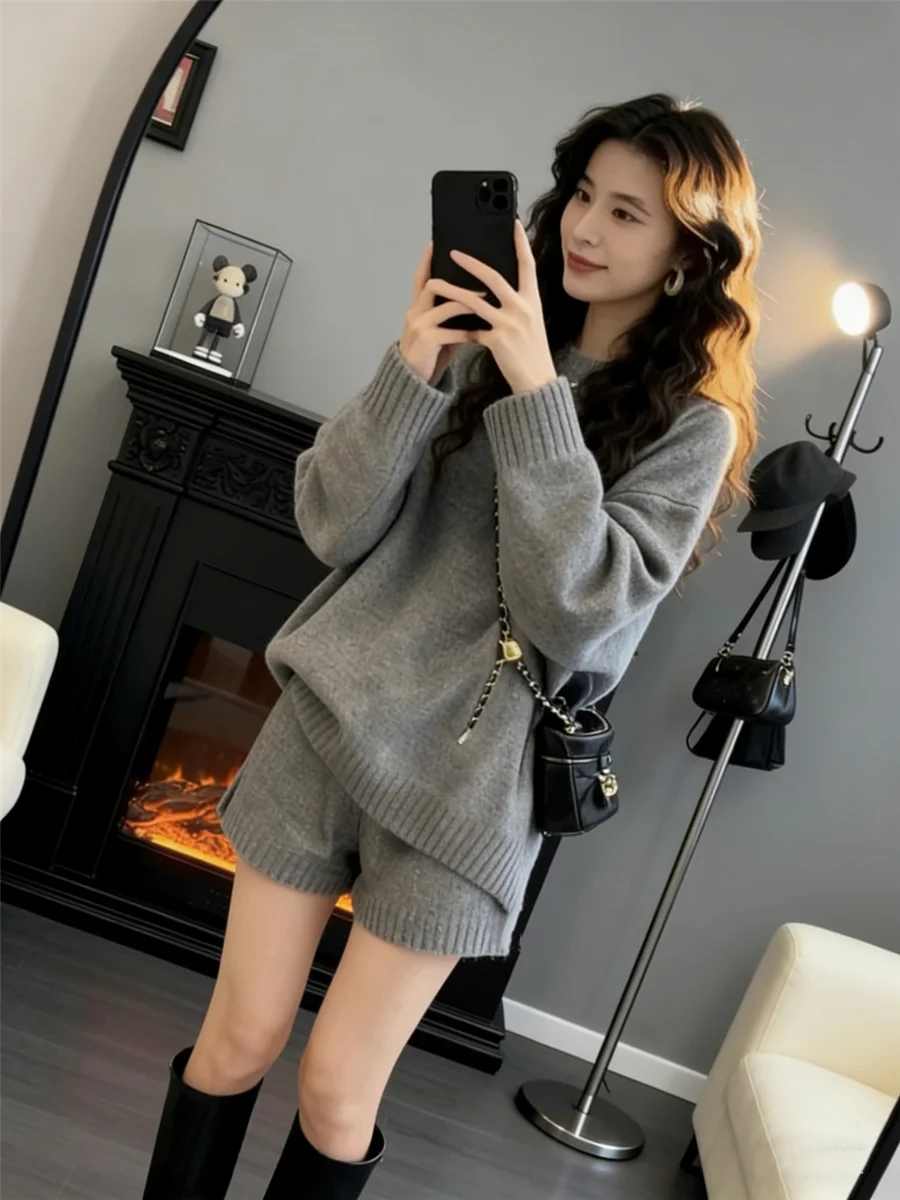 Elegant Long Sleeve Knitted Sweater Short Pants Set Women's Fashion Casual Style Warm Thickened Autumn Winter Two-Piece Suit