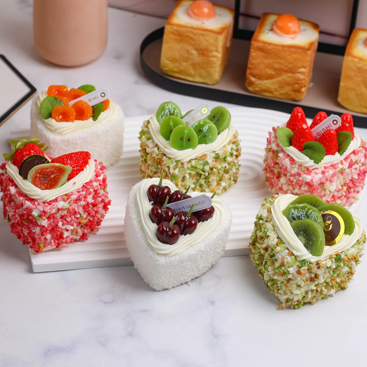 

1PCArtificial Heart Shaped Fruit Cake Mold Realistic Food Decoration Photography Food Simulation Cake Model Tea Table Decoration