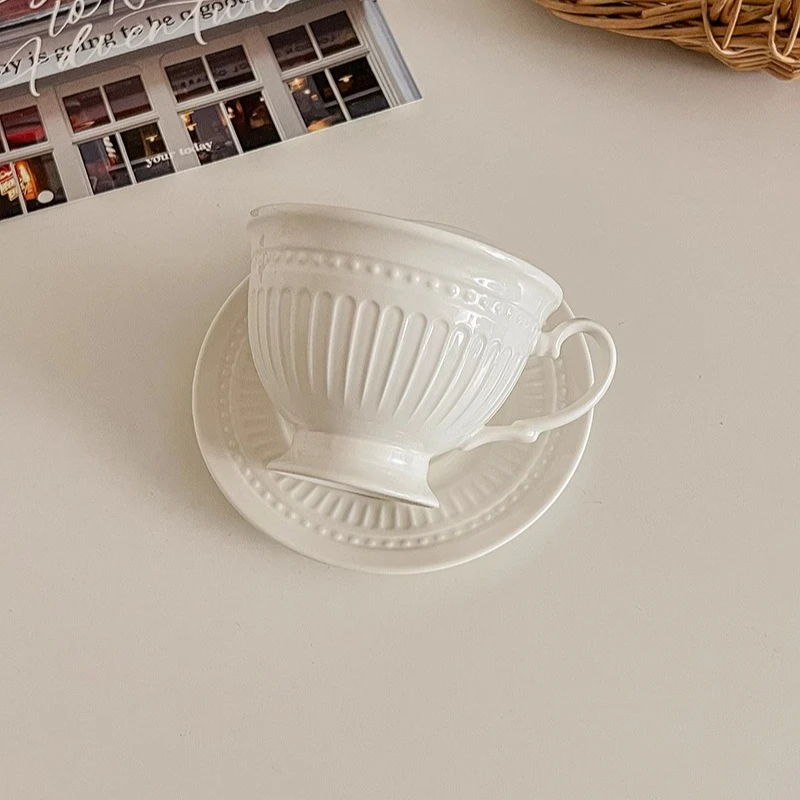 

Элегантный высококачественный набор чашек для кемпинга, чашка для чая, блюдце, керамическая тарелка, чашка с цветком, чашка для эспрессо, чашки для турецкого кофе, киска