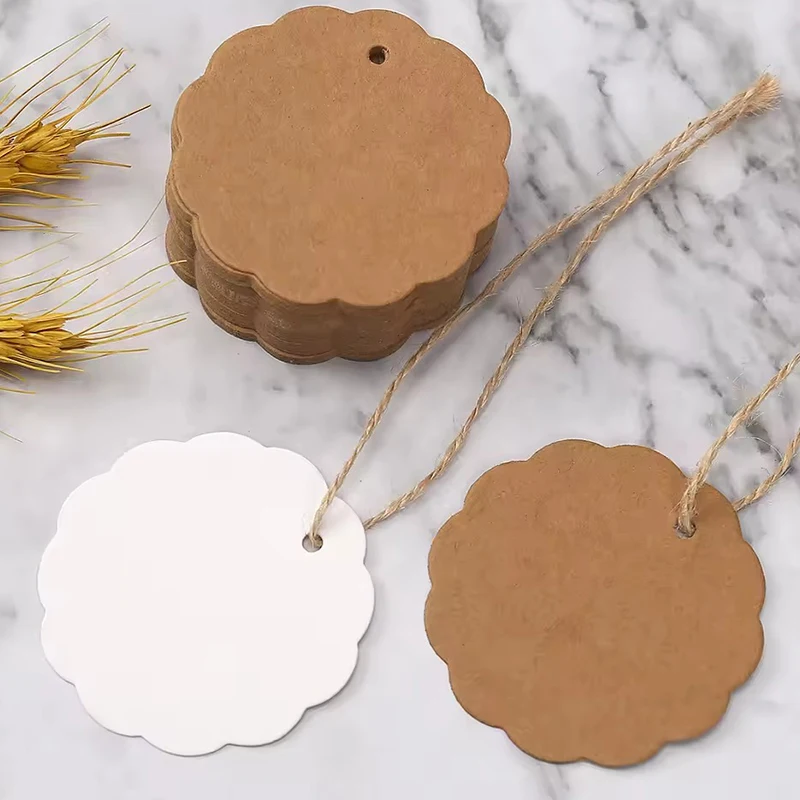 50 Stück/Lot runde Hängeetiketten aus buntem Kraftpapier mit Wellenrand, leere Packungsetiketten, geeignet für die Beschriftung von Geschenken und Souvenirs ZYF – Detail 4