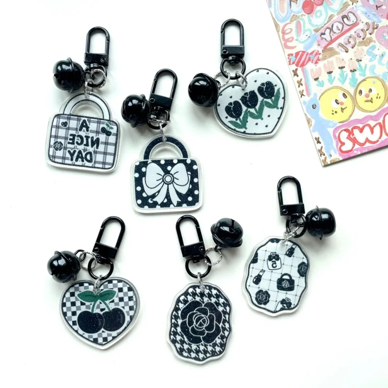 Cartoon Creative Black White Tulip Keychain Elegant Flower ins Car Keychains Bag Headphone Cover Hanging Decoration Key Chains