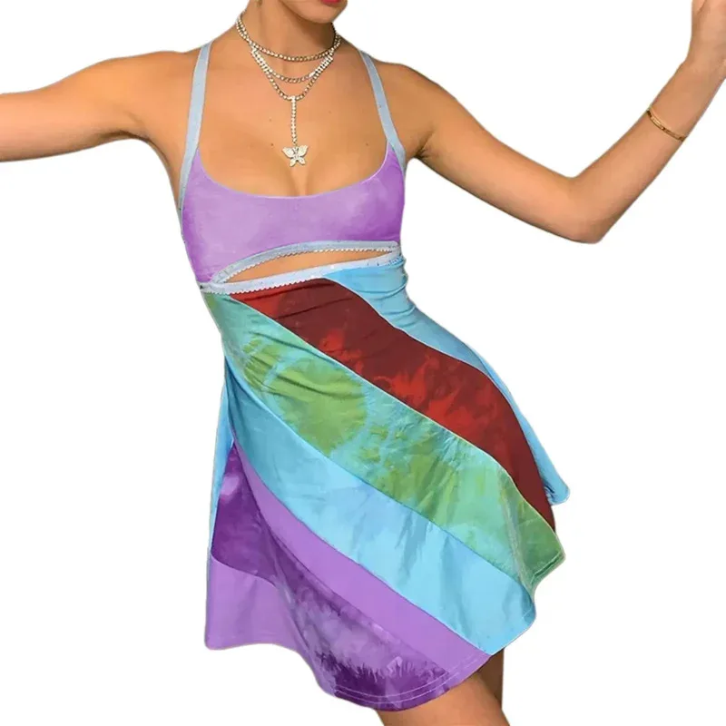 فستان نسائي جديد غير رسمي بحمالات على شكل حرف a لعام 2024 فستان قصير مجوف بألوان متباينة ورقبة على شكل حرف U