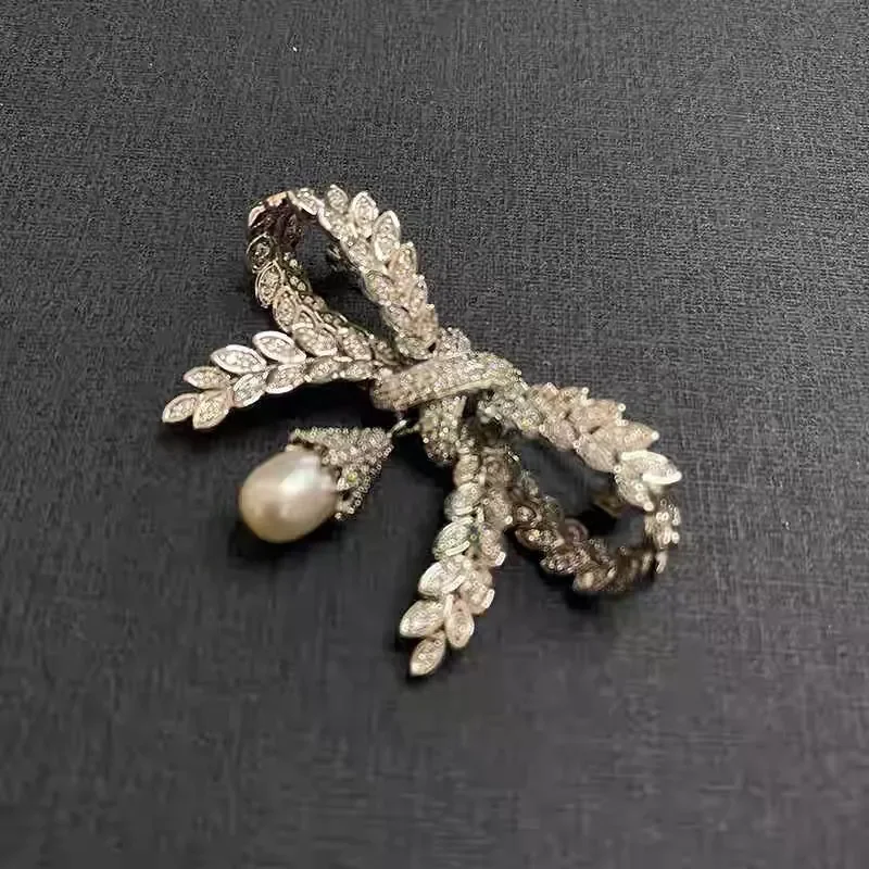 Luxury Crystal Bow wheat ear Brooches for Women Pearl Brooch Event Party Backpack Decoration Clothes jewelry