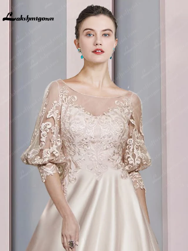 Elegant A-Line Mother of the Bride Dress Formal Scoop Neck Tea Length Satin Lace 3/4 Length Sleeve with Appliques