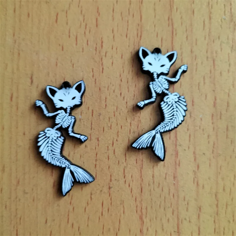 

10Pcs Halloween Skull Fishbone Cat Charm Acrylic Animal Mermaid Cat Charms Pendant DIY Earring Making Jewelry Accessories
