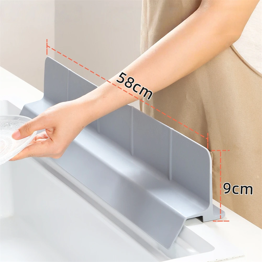 

1PC Sink Splash Guard 58x10x9cm Silicone Sink Splash Guard Suction Cup Base Splashing Water Baffle For Kitchen Accessories