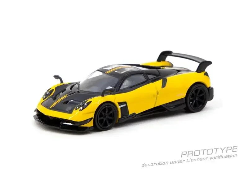 

TW Tarmac Works 1:64 Huayra BC Giallo Limone Black Yellow Diecast Model Car