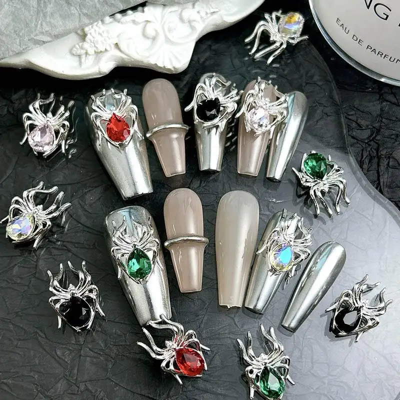 10 Stuks Licht Luxe Legering Zilveren Spin Nail Charmes Kleurrijke Glazen Druppel Steentjes Gotische Stijl Nail Art Decoraties Voor Diy