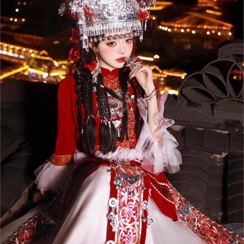 

New girls travel to shoot exotic photo clothing national costume set photography