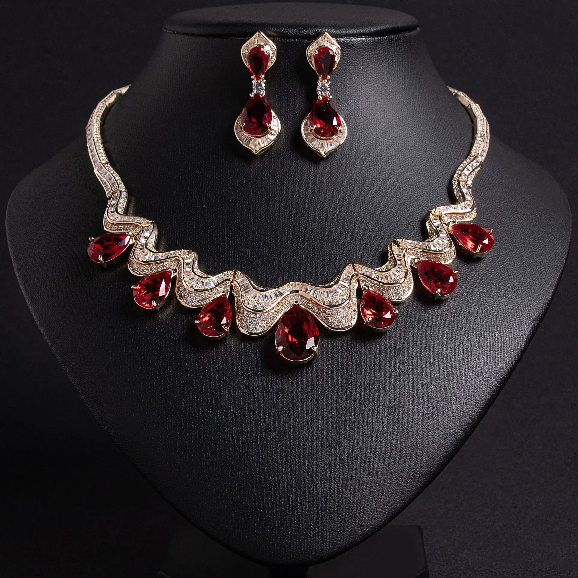 

Deluxe Teardrop Fine Jewellery Red Necklace Earrings Set Women's Dress Bridal Holiday Gift Party Wedding Prom Accessories M-376