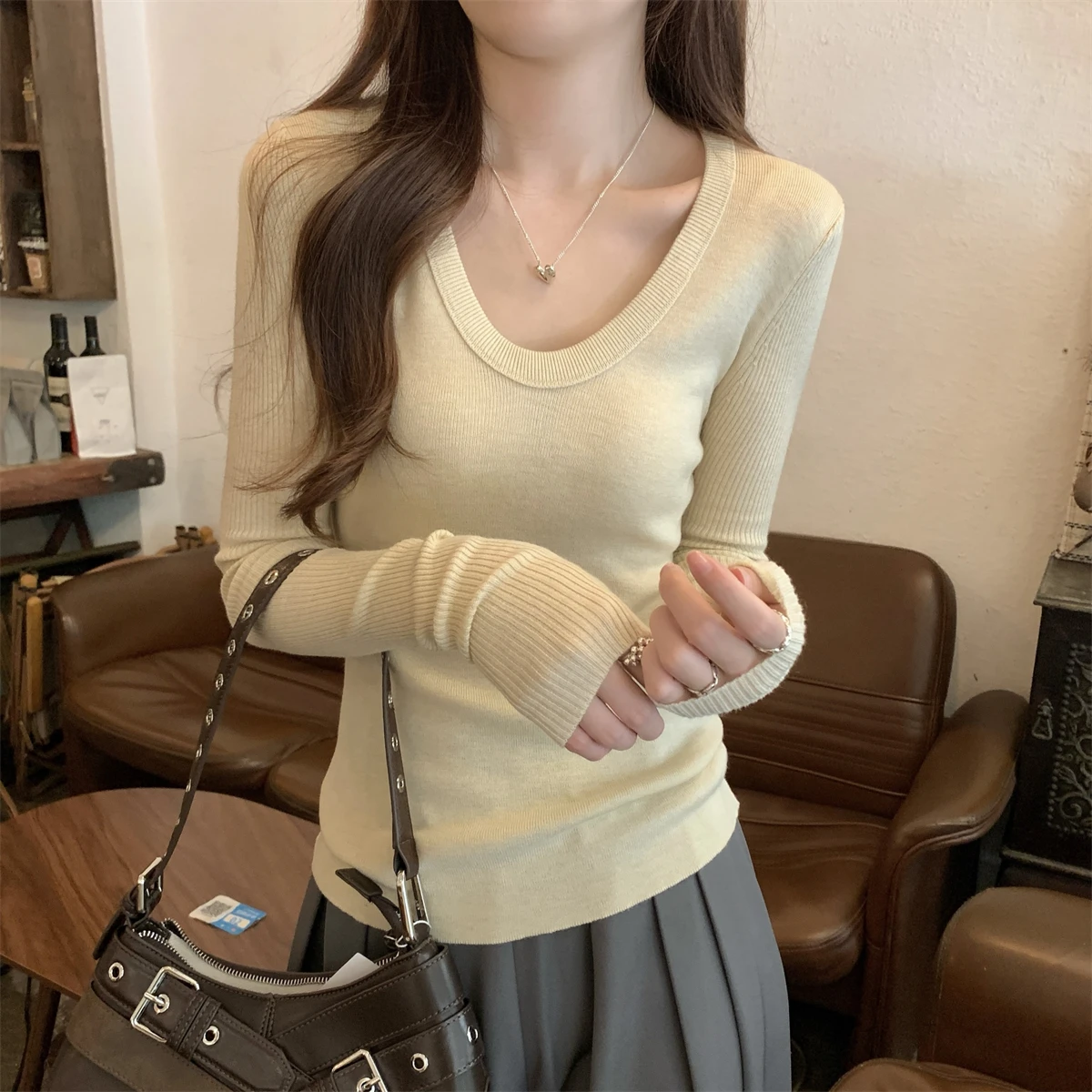 

Korean Style Long Sleeve U-Neck T-Shirt Women's Slim Fit Inner Wear Spring New Fashion Woolen Knitted Sweater Shoulder Width ...