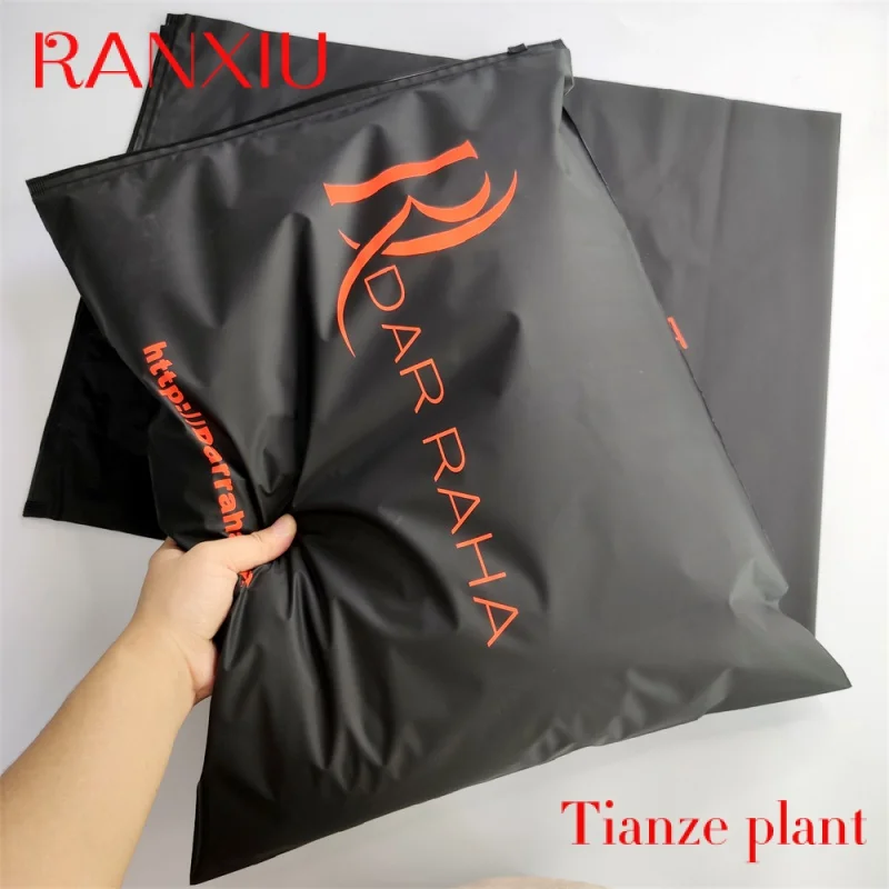 Custom Biodegradable Frosted Clothing Ziplock Packaging Bags Custom Black Tshirt Plastic Bag With Logo Zipper Zip Pouch Garment