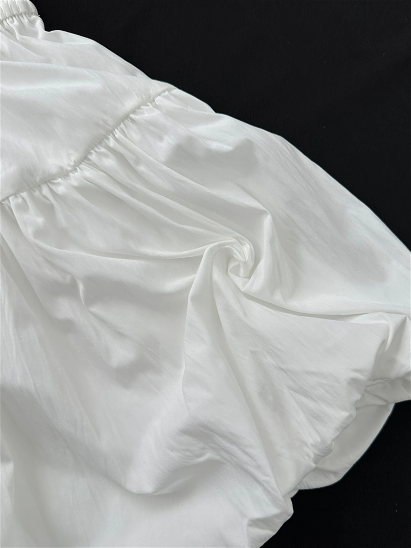 Black Flower Bud Short Skirt Women's Spring 2026 New High Waist A-Line Bubble Skirt Small Size Cake Half-length Skirt