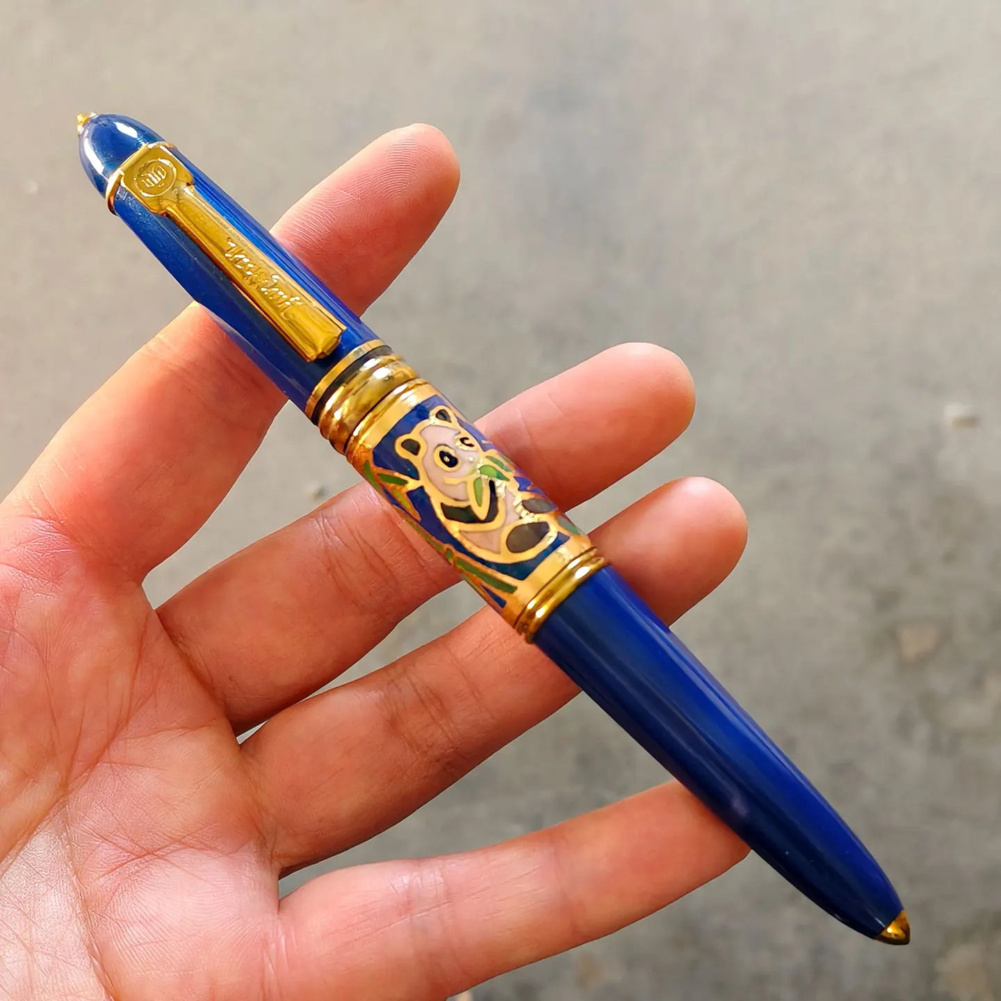 One Item, One Image. Vintage Cloisonné Yunshan-Brand Bent-Nib Fountain Pens, Art Pen.