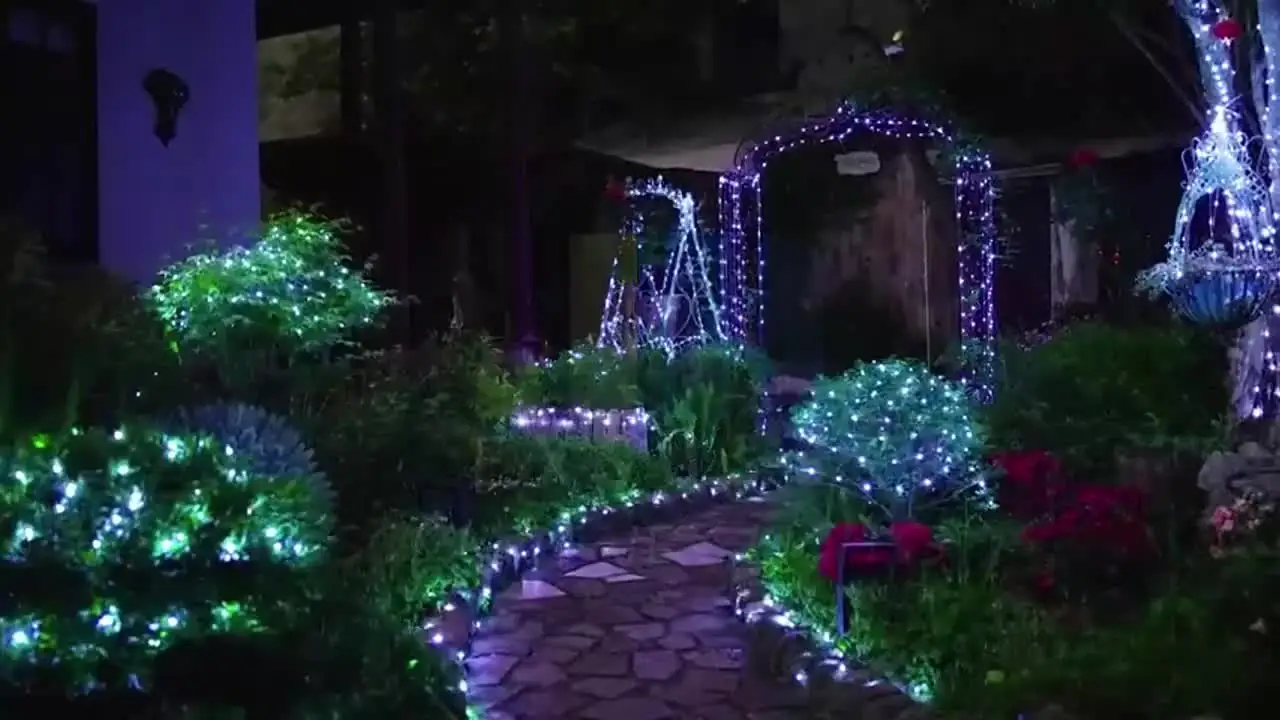 1pcs Solar String Lights Outdoor Waterproof LED Outdoor 8 Modes Christmas Fairy Light for Patio Yard Tree Garden Balcony Decor