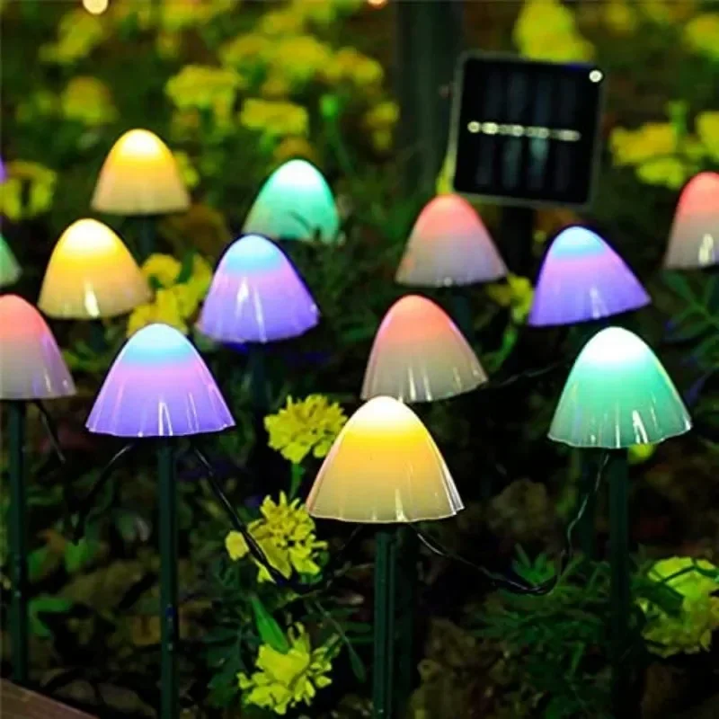 Luci solari a fungo, 8 modalità Lucine da esterno Natale Fungo solare da terra per esterni a led Piccole luci colorate