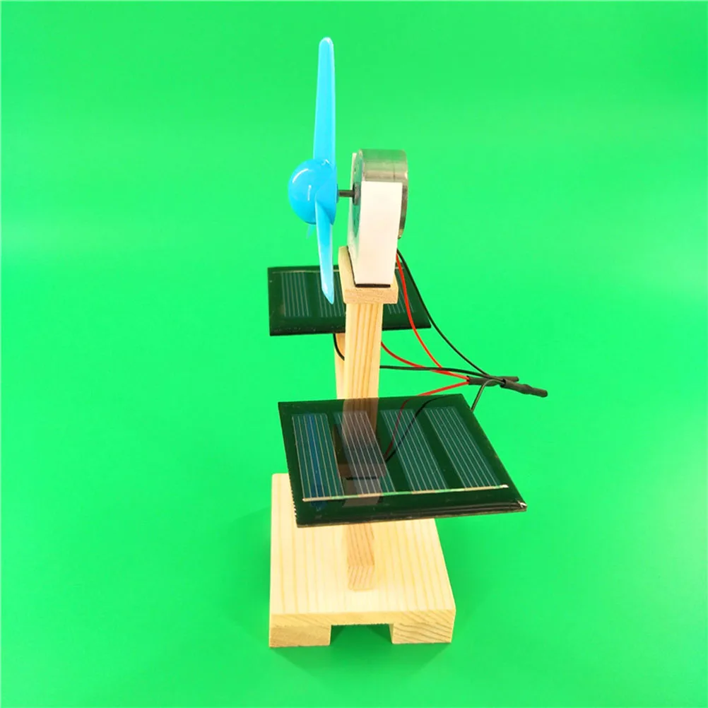 

DIY Solar Powered Fan Model Kit Kids Funny Handmade Technology Scientific Educational Assembly Toys (Random Color)