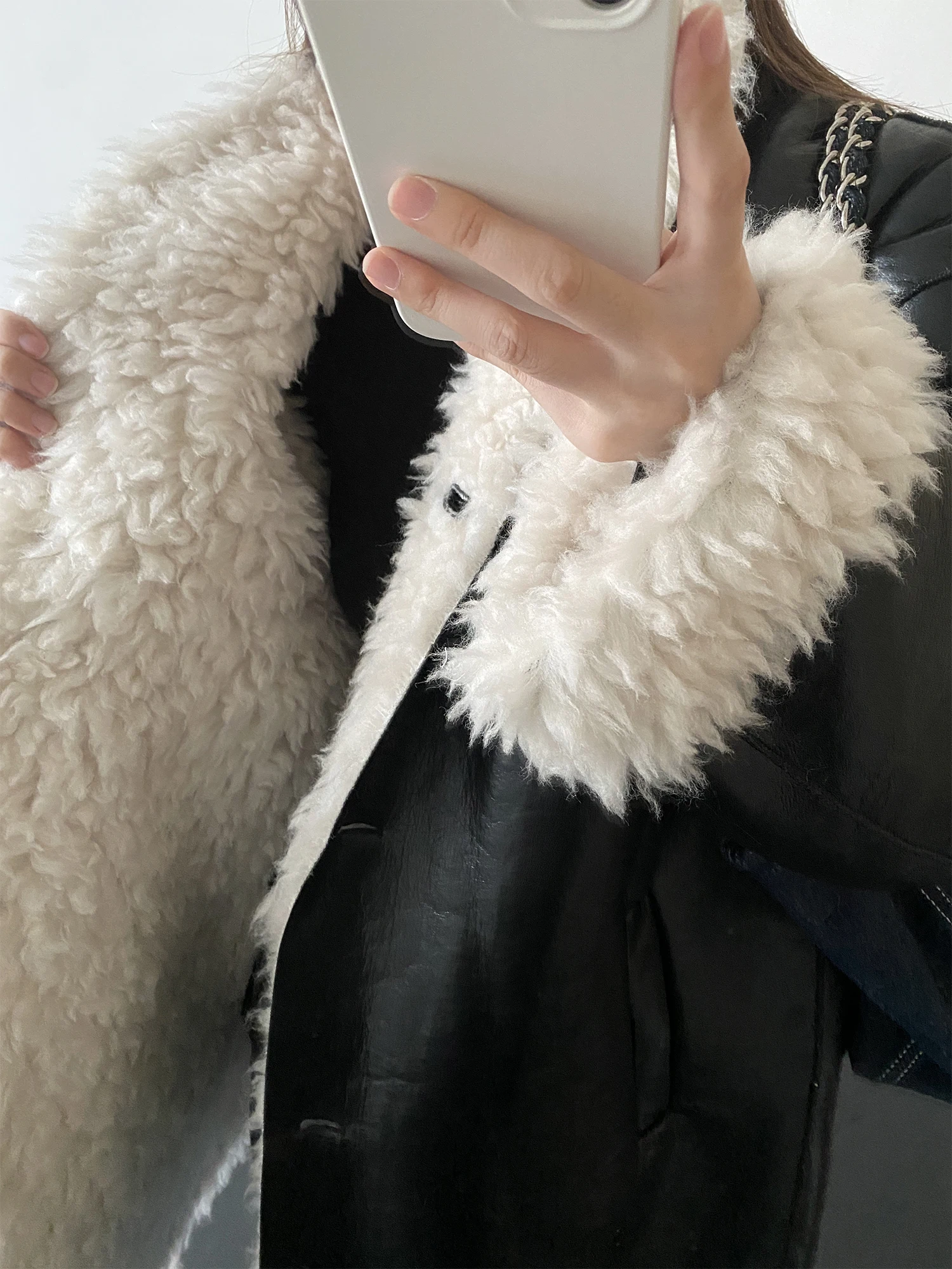 Casaco Longo Feminino de Couro PU Solto e Quente para Outono/Inverno, Casual, com Botões e Gola Alta, Comprimento Médio