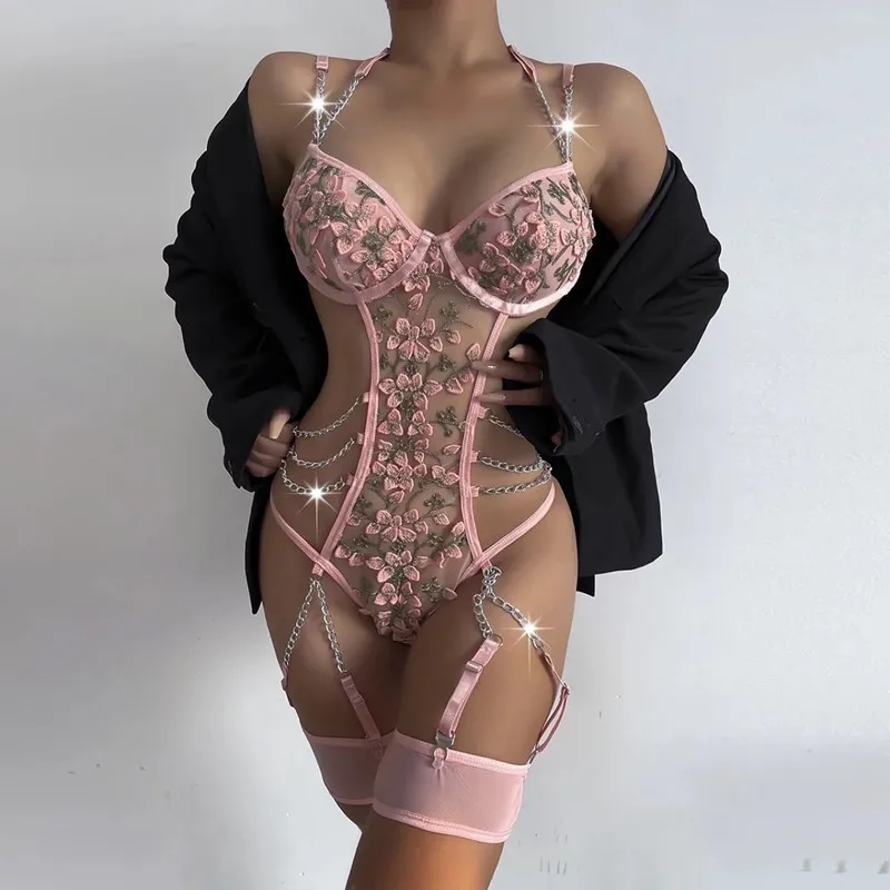 

Comeondear Oversized Chain Strap Sexy Outfit Bodysuits Embroidery Exotic Costumes Lingerie Bodysuit Halter Lace Combishort Femme