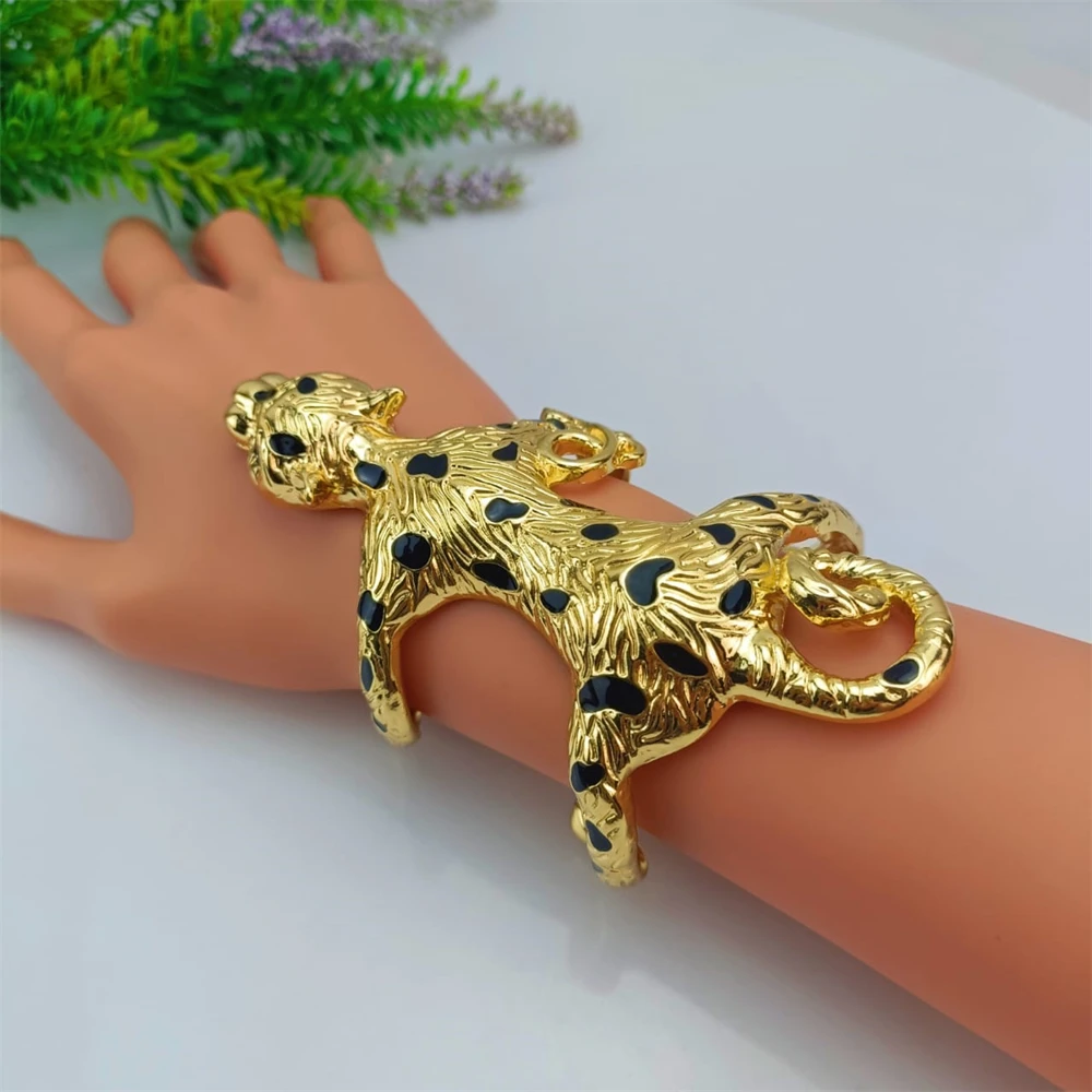 EMMA Fashion Women Leopard Design Animal Bangle Dubai African Trendy Gold Color Tiger Shape Big Bangles&Bracelets Jewelry Gifts