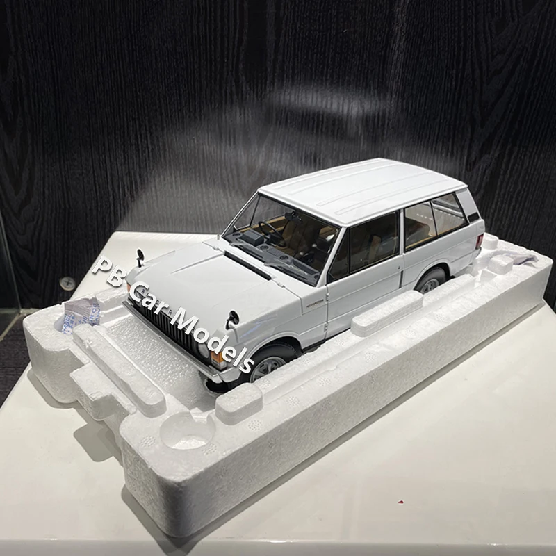 1: 18 The first generation Range Rover alloy SUV off-road vehicle model of the Almostream AR1970