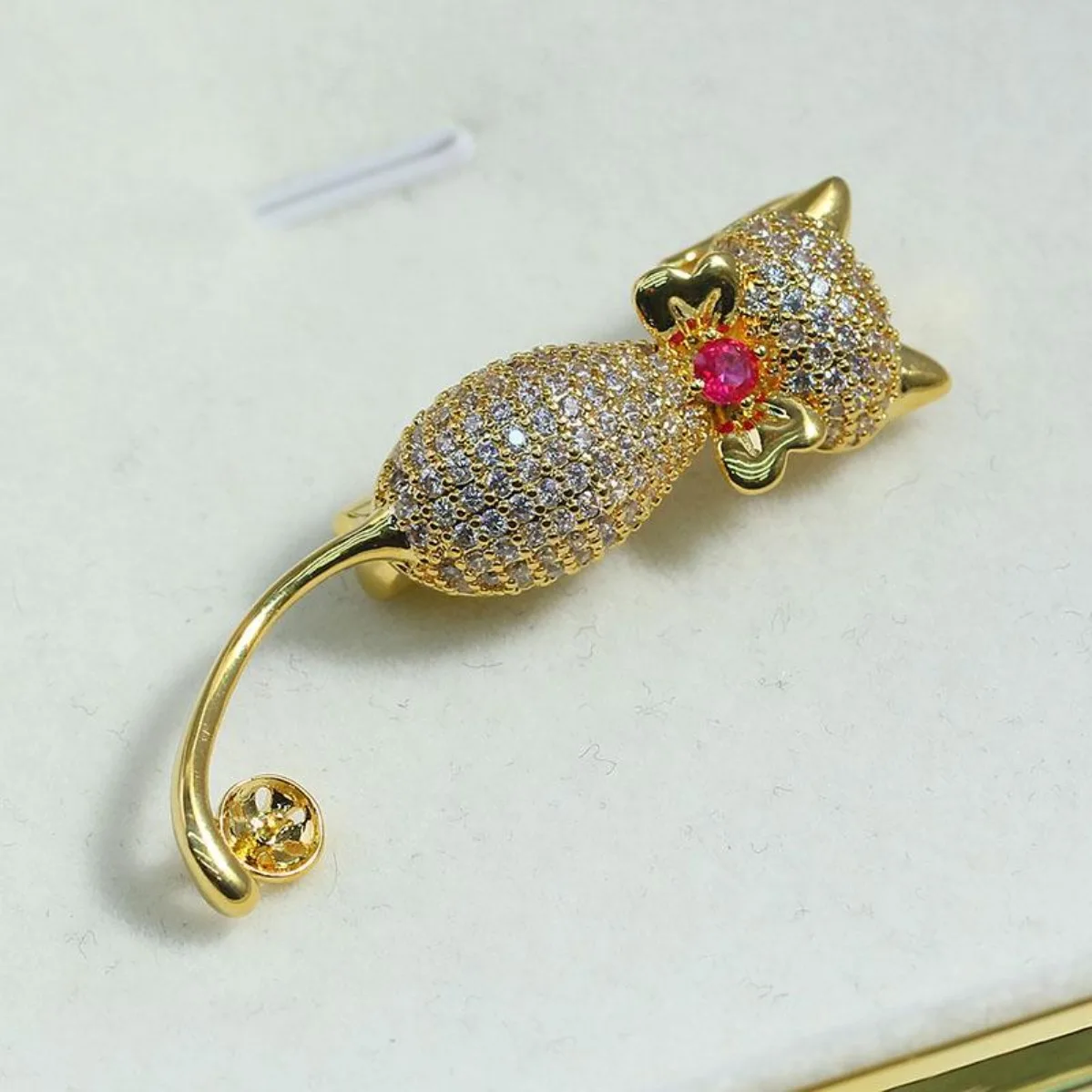 Brass Gold Plated Kitten Brooch Blank, Inlaid Zircon, Fashion Versatile DIY Pearl Corsage Accessory