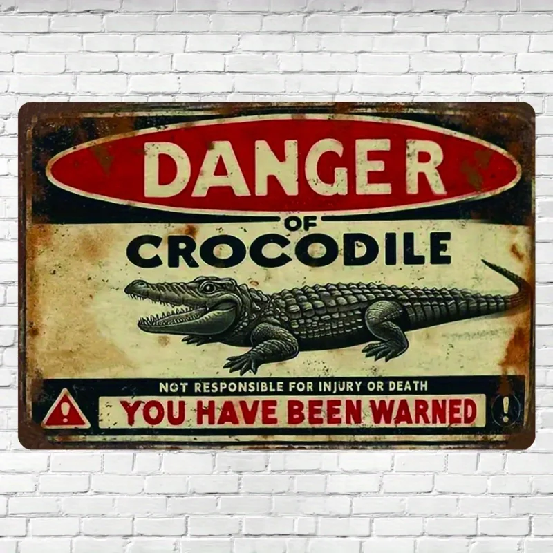 2D Flat Retro Crocodile Danger Metal Sign,7.87x11.8 Inch Rustic Iron Wall Art, Pre-Drilled Weather-Resistant for Home Garden Bar