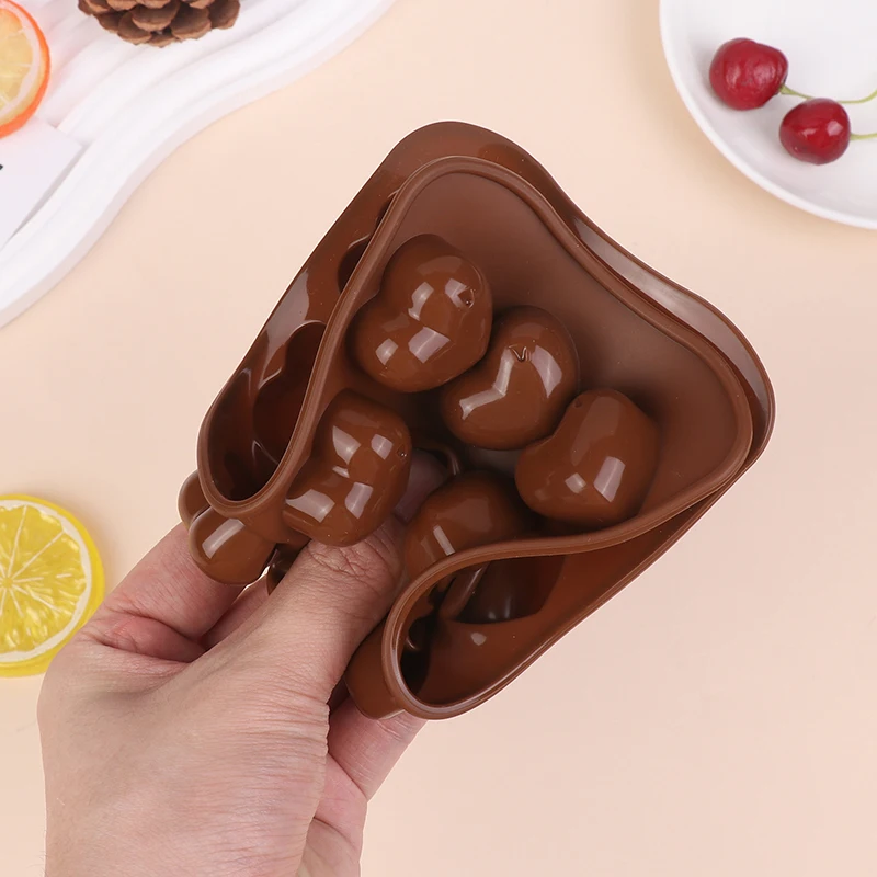 Nieuwe 1Pc 15 Gat Driedimensionale hartvormige Siliconen Mal DIY Chocolade Ijs Raster Mousse Schimmel Zachte Snoep bakvorm