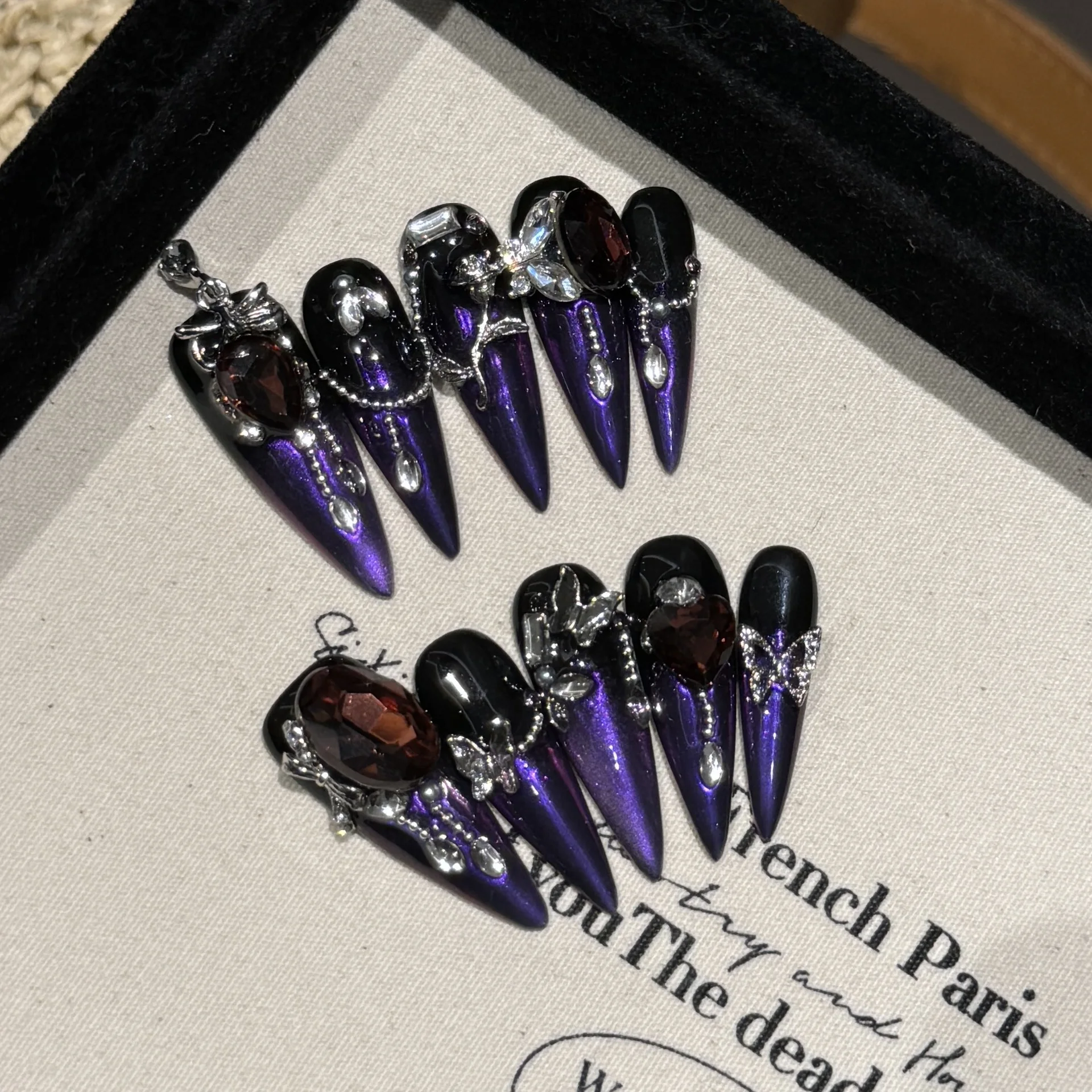 10pcs Handmade Y2K Press on Nails Shiny Dark Purple Cat Eye Fake Nails For Spicy Girl Wearable Glitter Full Crystal Design Nails