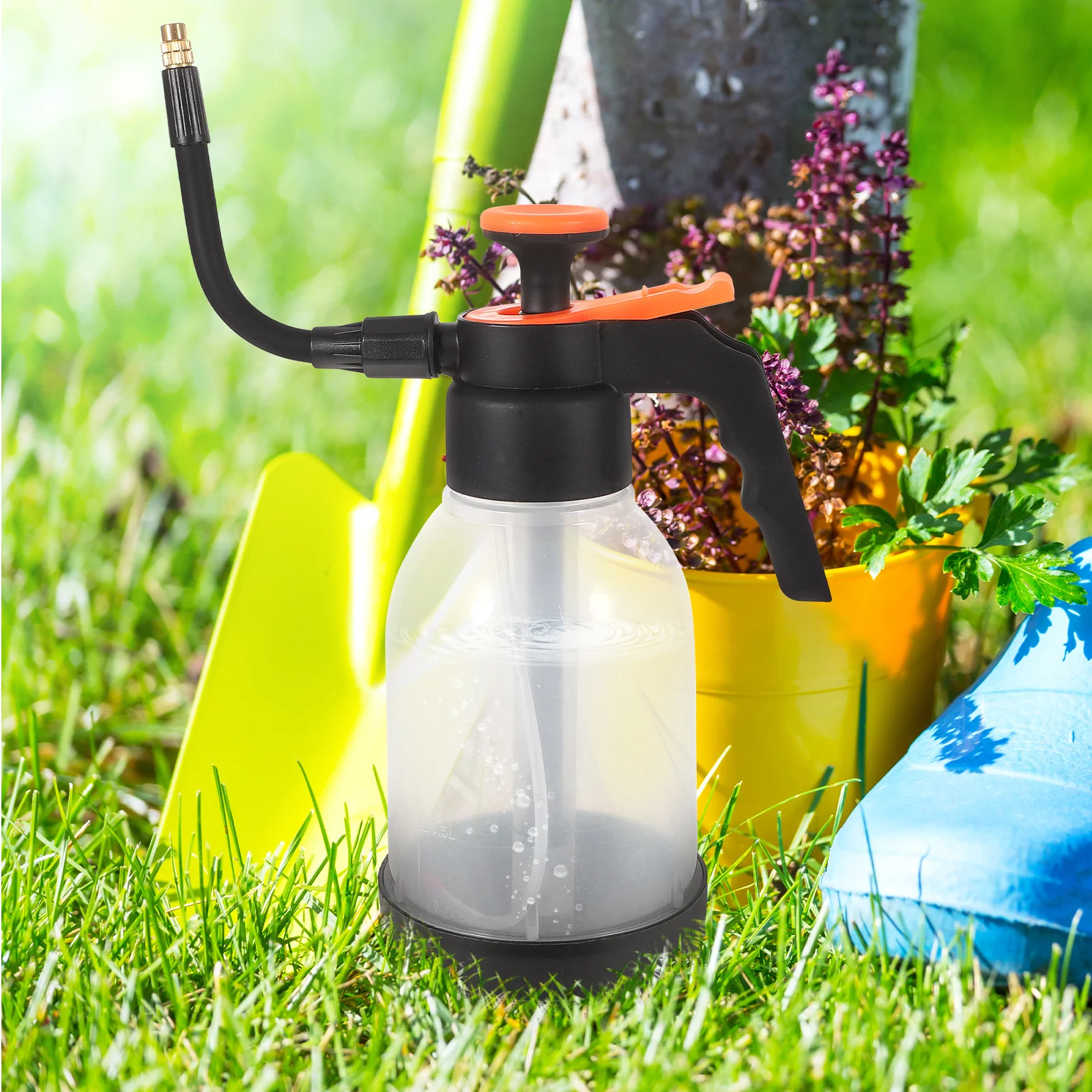 

1Pcs Manual Pressure Spray Bottle Durable Practical Garden Watering Accessory for Home Gardening Garden Water Bottle