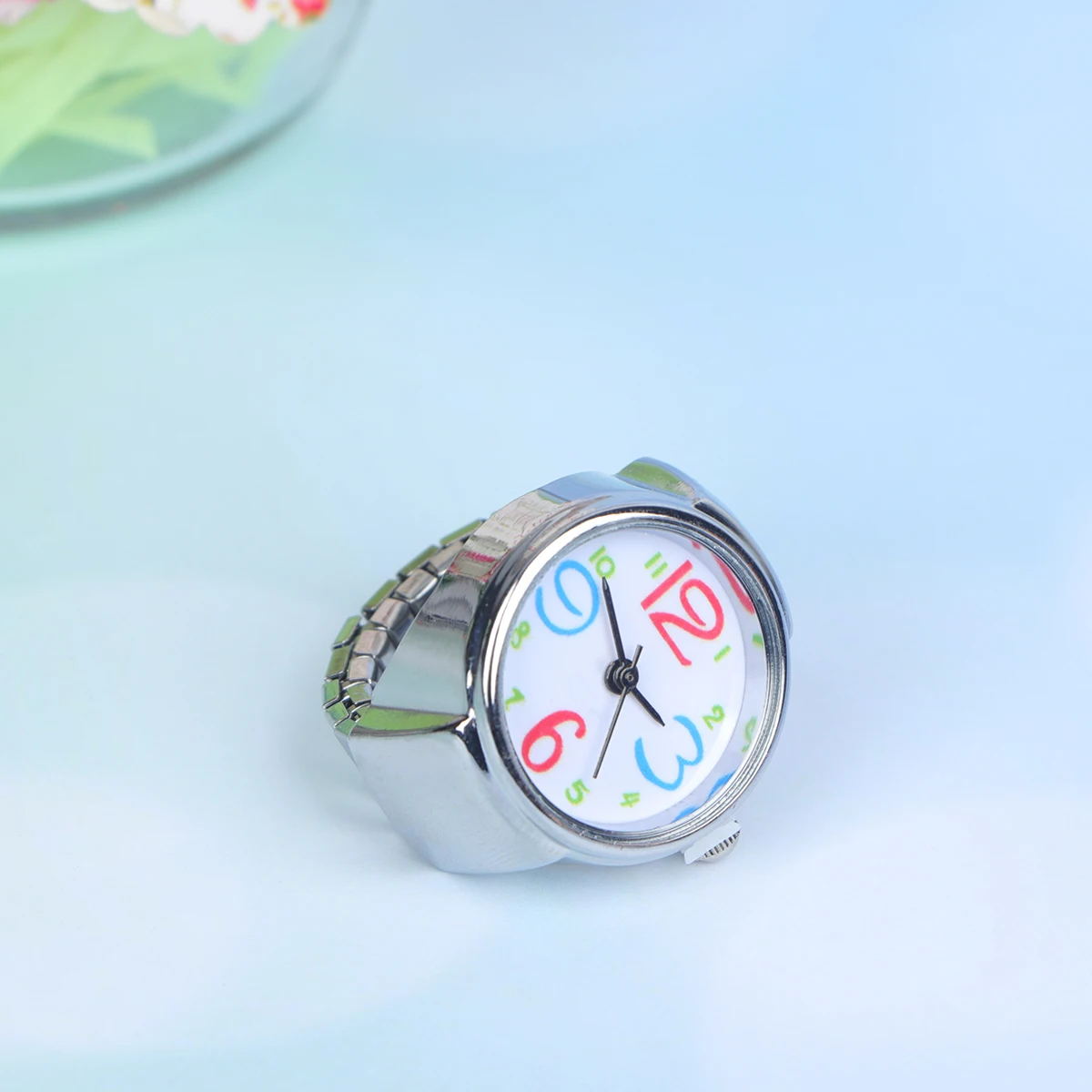 

2pcs Finger Wear Quartz Watches Creative Ring Watches Mini Time Display Accessories for Women Men (Colorful Number)