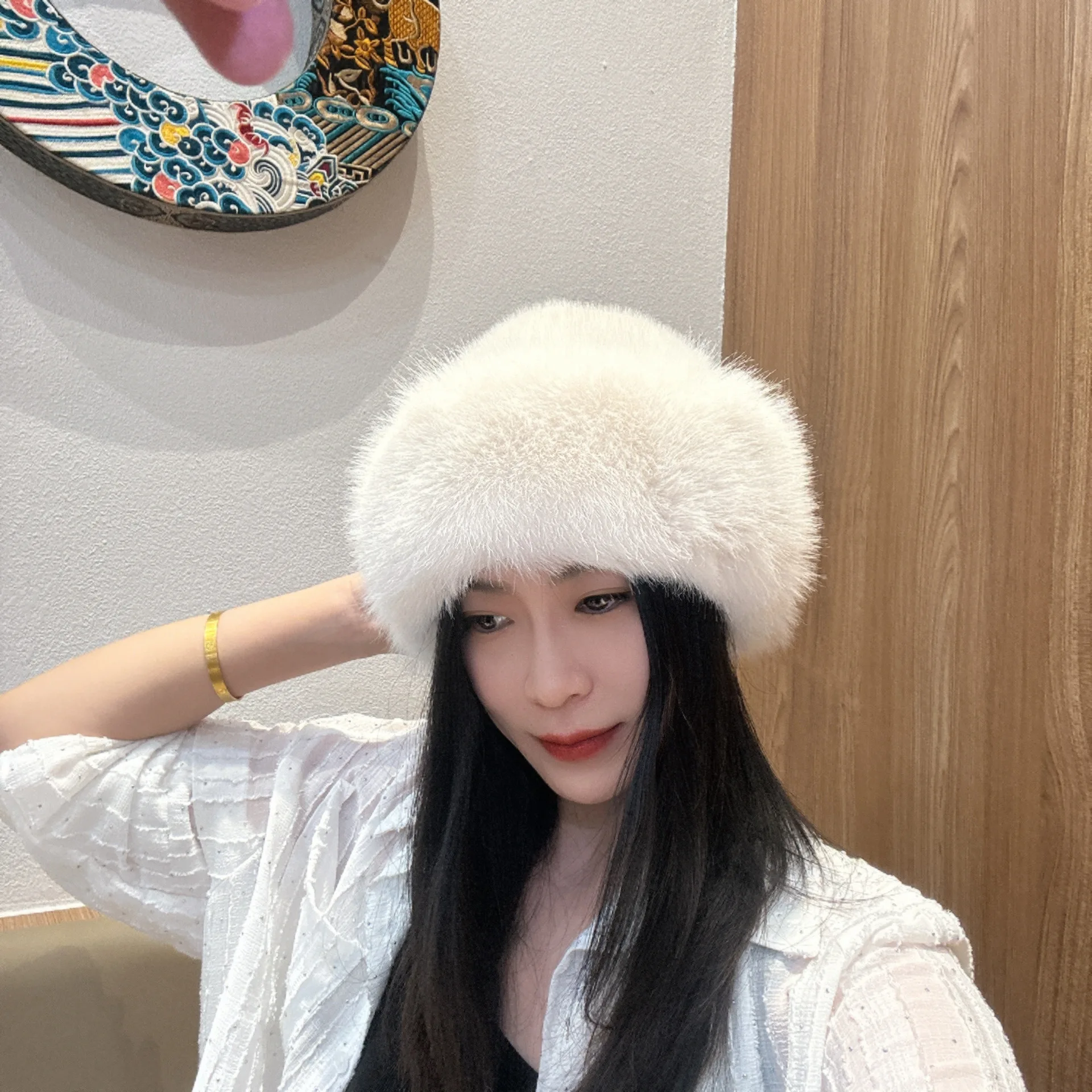 Women Fluffy Faux Fur Bucket Hat Mongolian Style Thick Plush Winter Warm Windproof Thermal Fisherman Hat for Cold Weather Wear