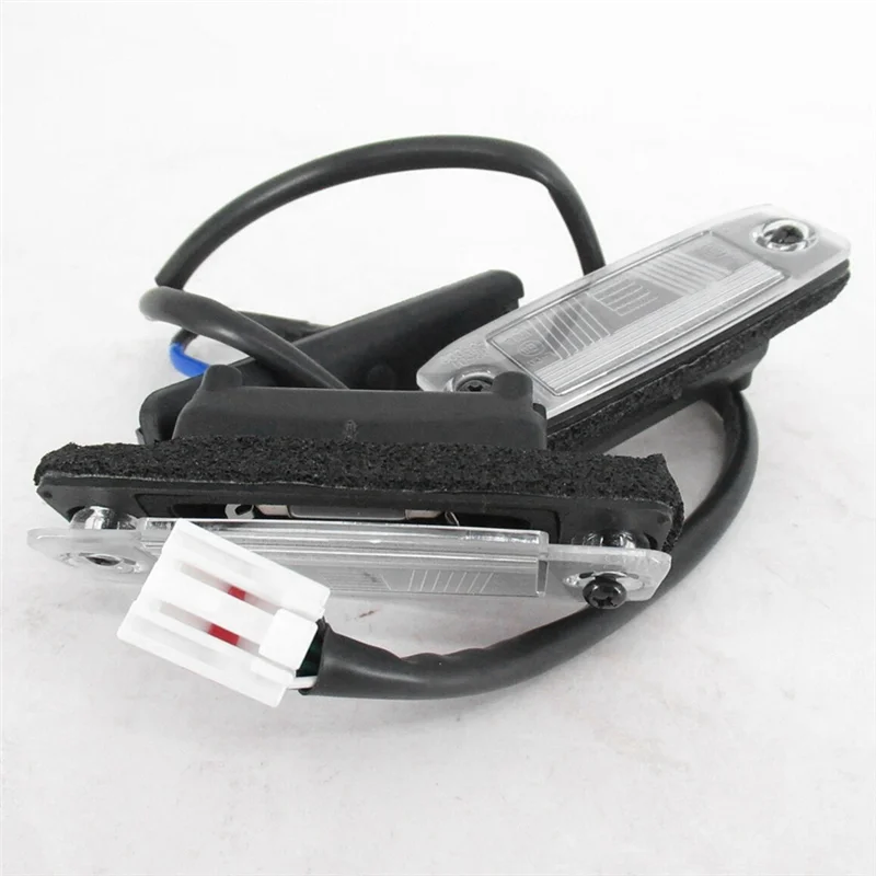 92501-3W000 الباب الخلفي التبديل الخلفي لوحة ترخيص ضوء لوحة ترخيص ضوء الجمعية السيارات لكيا جيما سبورتاج Sl