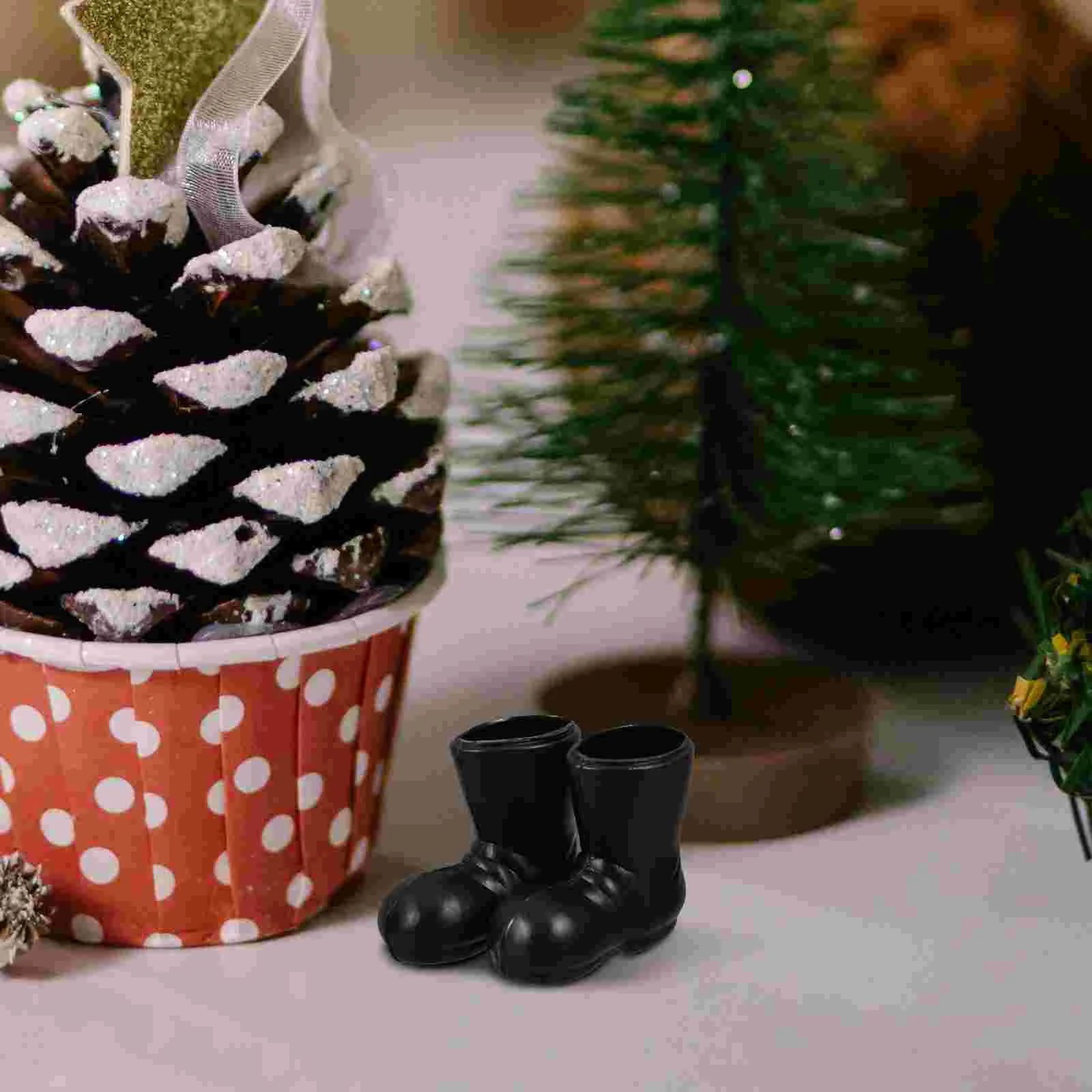 Mini chaussures de père Noël de Noël, modèle de course, accessoires de maison, ornements noirs, statue de décoration, 7 paires