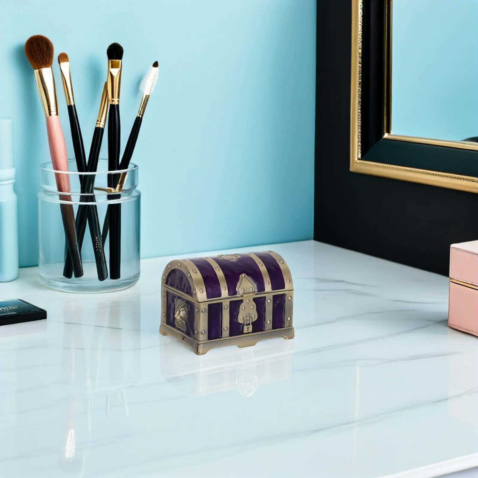 

Small Vintage Treasure Chest Lock Jewelry Box Decorative Storage Case for Rings Earrings Bracelets Elegant