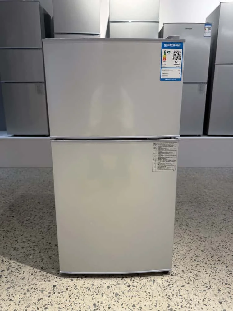 L-BCD-52 OEM Space Saver Quiet Energy Saving Compact Refrigerator Freezer Combo Double Door Mini Fridge 88L Hotel Mini bar