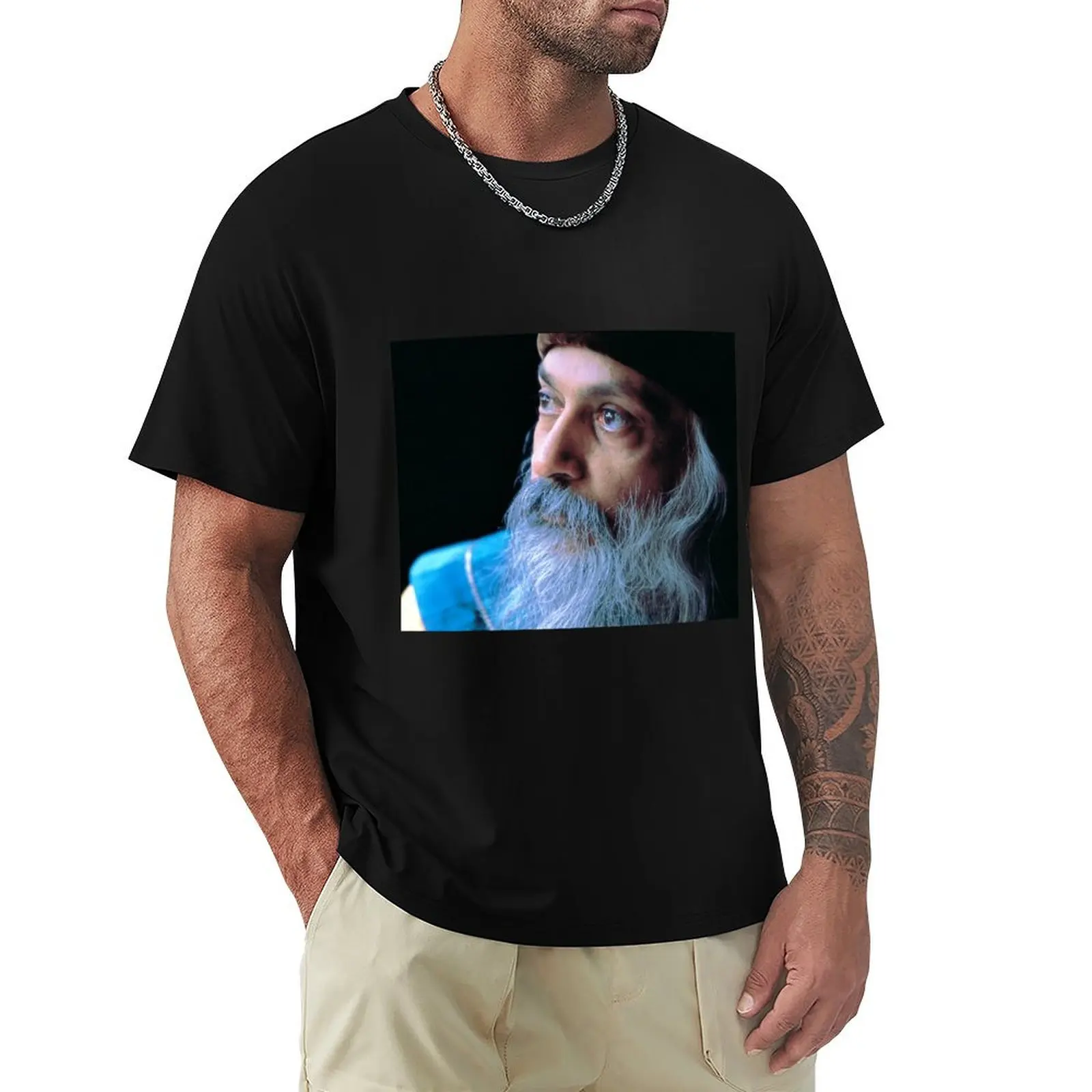 Футболка OSHO с простым линейным принтом