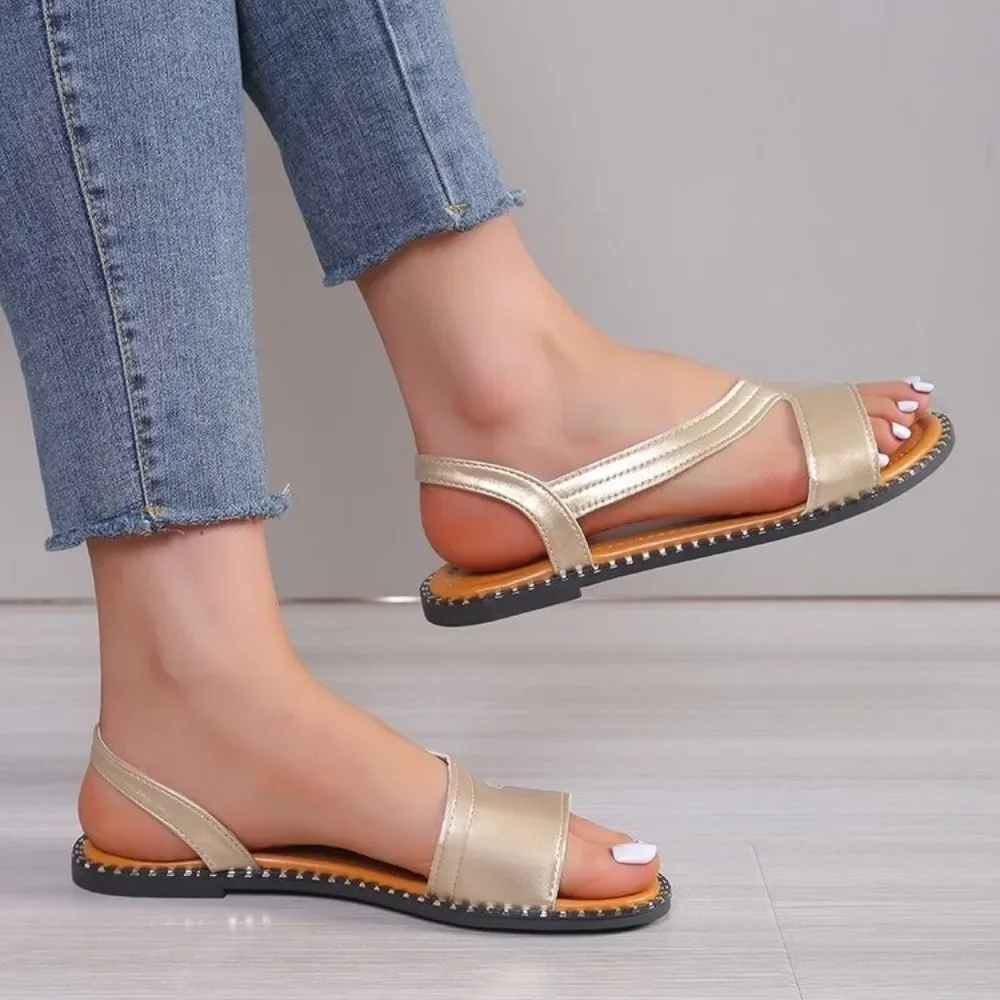 Sandalias planas de cuero para mujer, zapatos de playa de talla grande, cómodos y sólidos, novedad de verano