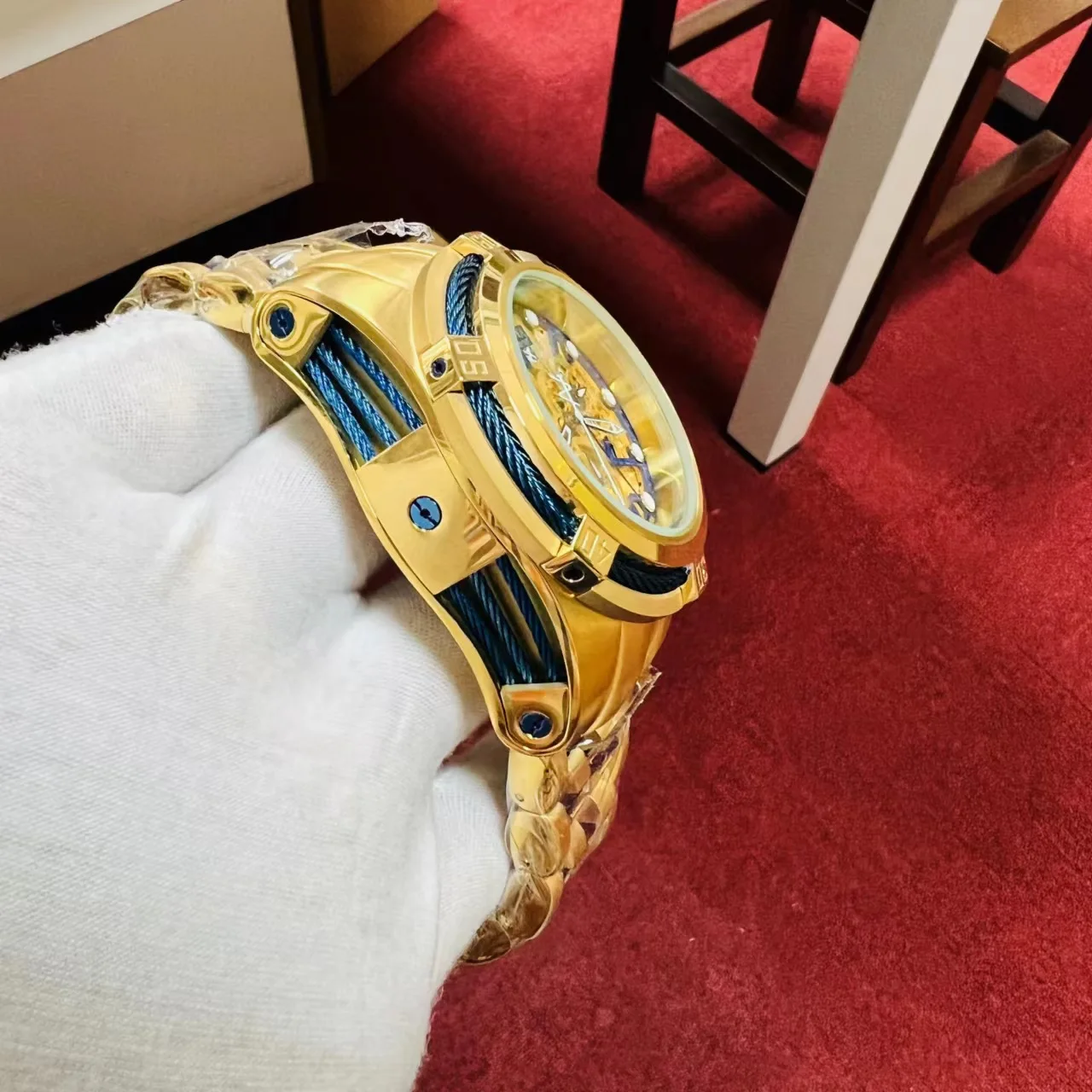 Vendite all'ingrosso dell'America del Sud Orologi caldi Orologi da uomo in filo d'acciaio pregiato Orologi al quarzo impermeabili