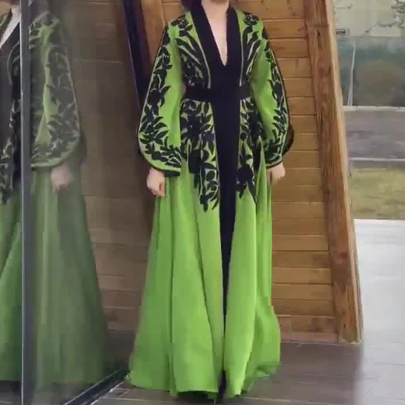 

2025 Autumn New Printing Color Contrast Loose Casual Waist Tight Mid-Length Dress Women C001