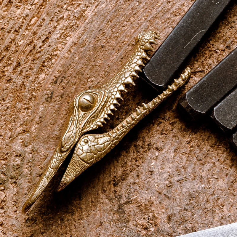 Outdoor Tragbare EDC Original Messing Krokodil Klemmen Schlüsselanhänger Werkzeuge Tier Schlüssel Anhänger Zubehör Persönlichkeit Kreative Geschenk