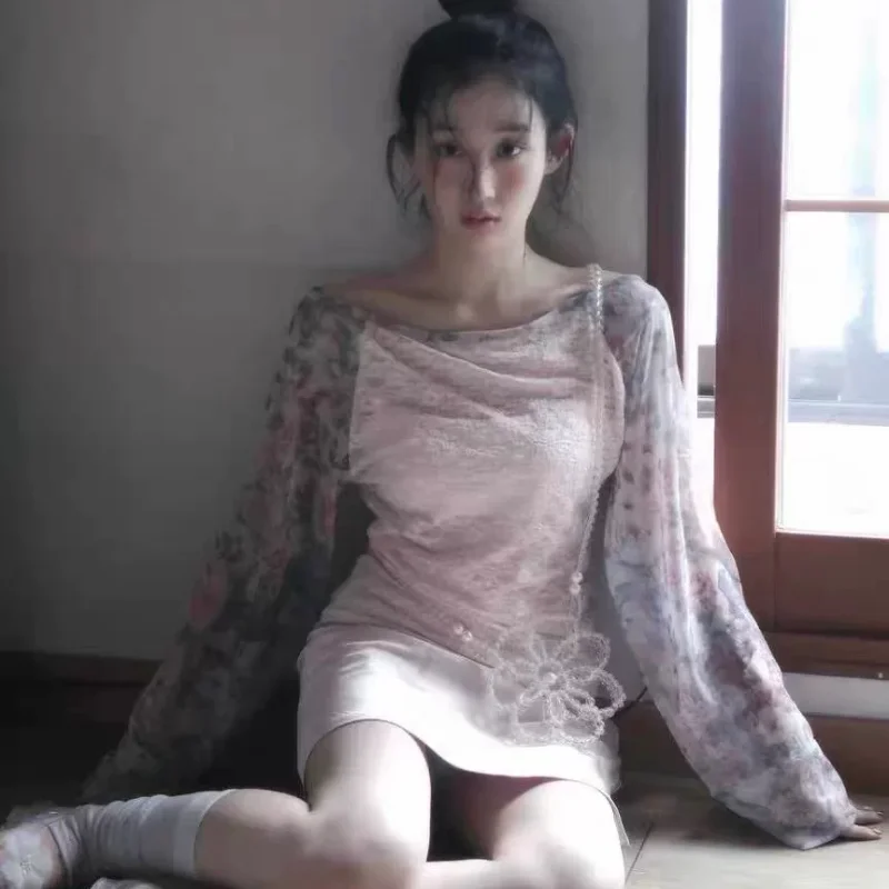Korean Style Lace Patchwork Long Sleeve T-Shirt Mesh See-through Pure Desire Cover up Floral Print Sweet Style Women's Top
