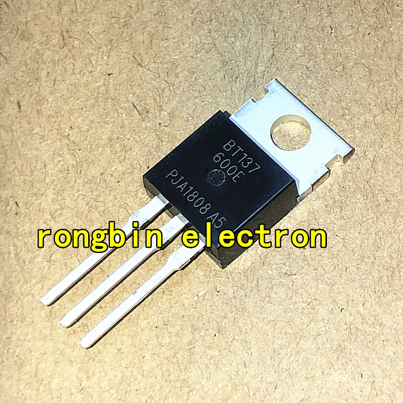 

（10PCS）BT137-600E BT137 triac 8A/600V TO-220 direct insertion