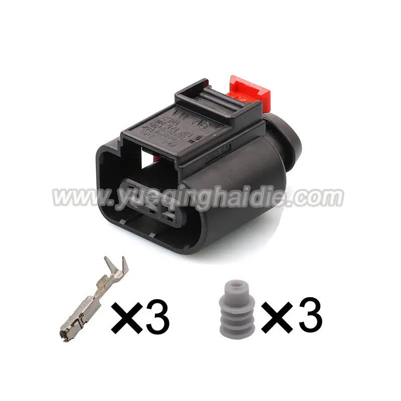 3 Pin 7N0972703/5K0972713 Car Taillight Chair Connector 7N0972703 Auto Plug Socket For AUDI Volkswagen Tiguan Tail lamp