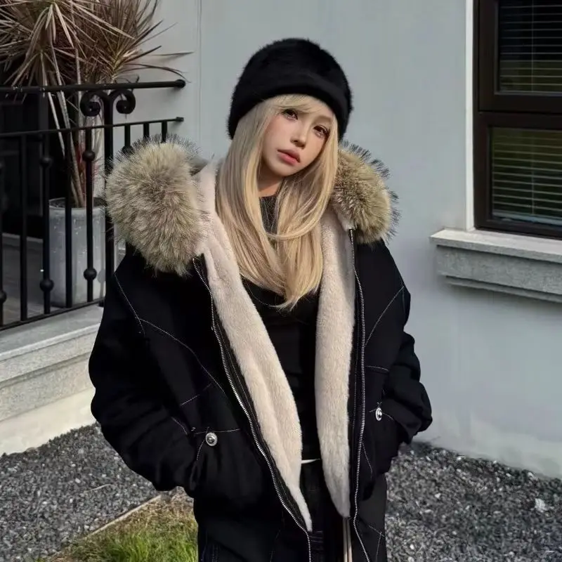 

American Fashion Retro Fur Collar Jacket 2025 Winter New Style Thick Hooded Design Short Cotton Coat Parkas Female Clothing