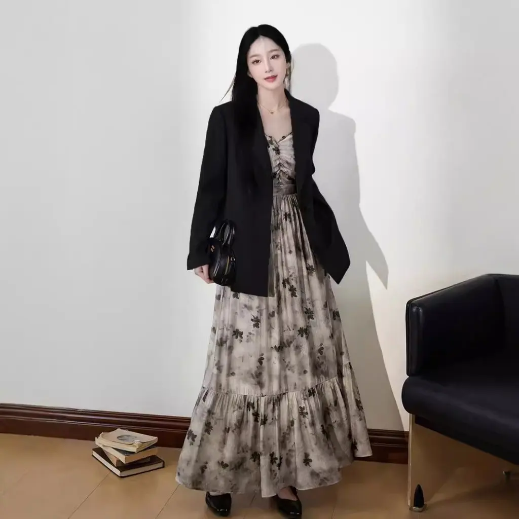 

Женский облегающий костюм больших размеров, весна-осень, новый стиль, маленькое пальто с манжетами, в наличии для модных больших размеров