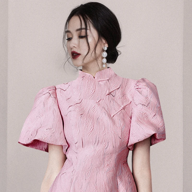 الرجعية الصينية Sle فقاعة Sve تشيباو الدكتور فتاة شابة تصميم الوردي Ele تعديل التقليدية ort Sve Dr