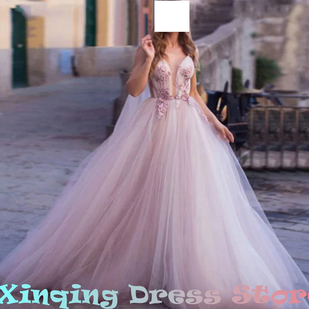 Robe de mariée A-ligne en dentelle à paillettes, appliques gracieuses et délicates, perles en tulle, longueur au sol, balayage et train